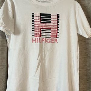 T-shirt like new only used a few times